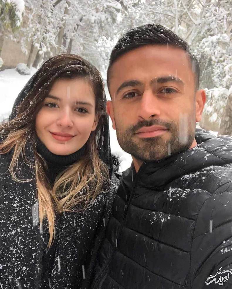 این عروس زیبا همسر امید ابراهیمی است ! + عکس شباهت فوتبالیست به زن جذابش